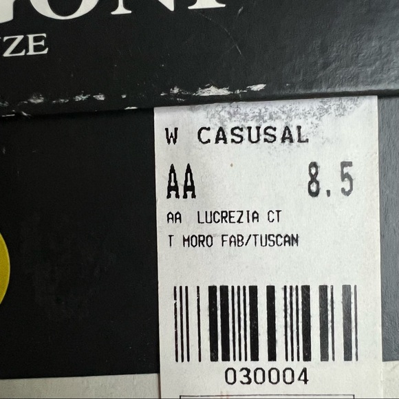 Amalfi by Rangoni Lucrezia Brown Suede Flats US8.5 Retail $275 - Picture 14 of 14